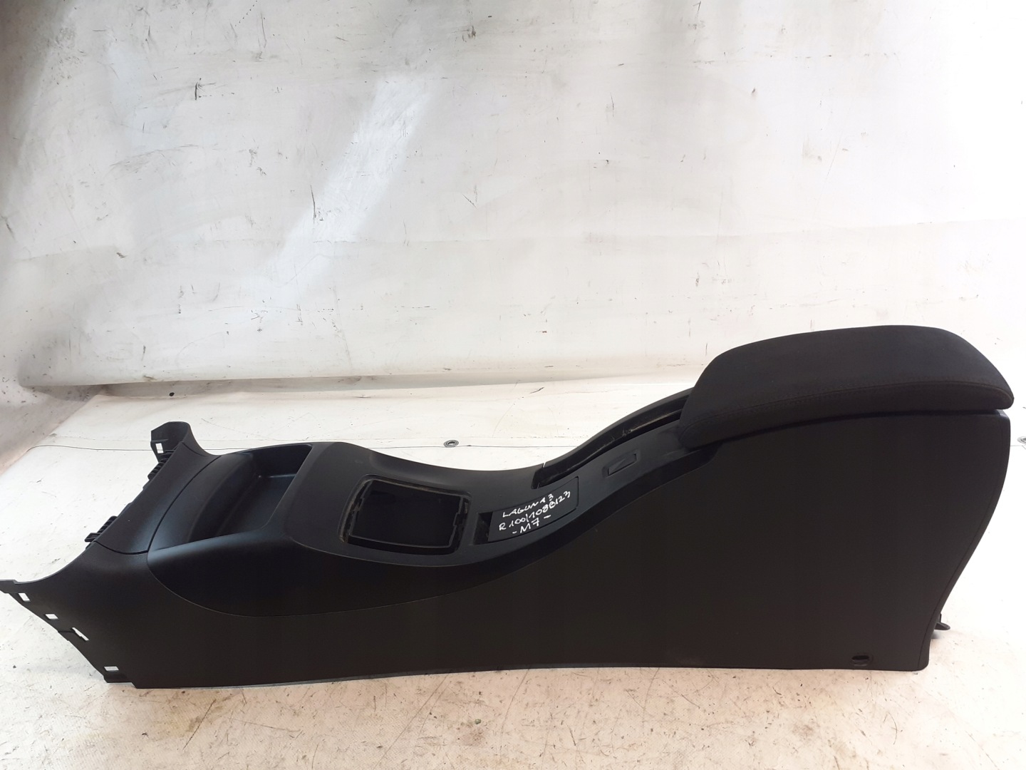 TUNEL central armrest RENAULT LAGUNA III