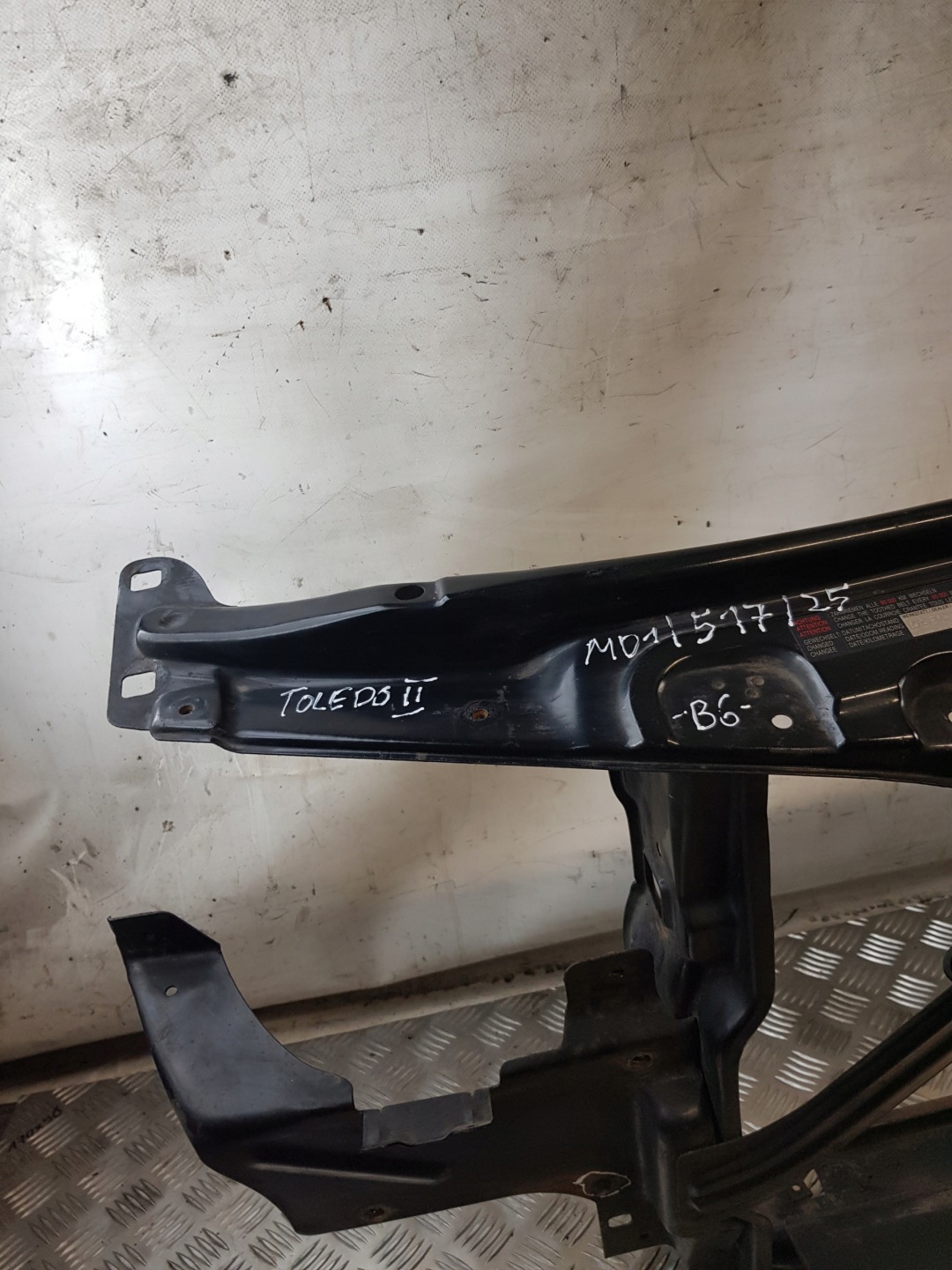 support panel for radiators pillar iron + bonnet latch lock SEAT TOLEDO II 1.8B 00R