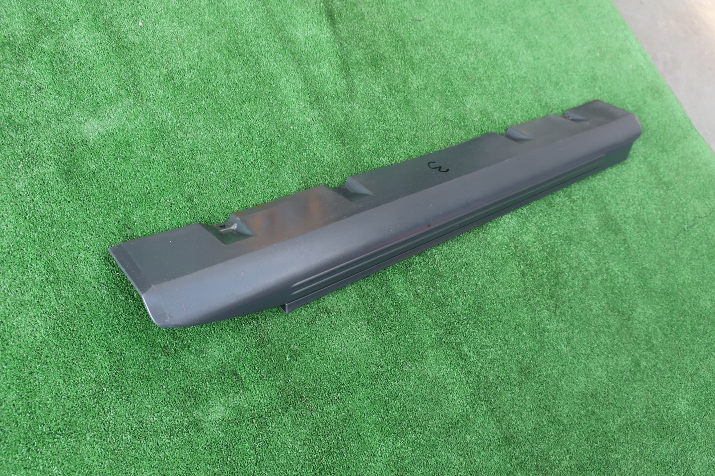 moulding threshold threshold left SUZUKI JIMNY LIFT NIE MALOWANA original OM 2005R >