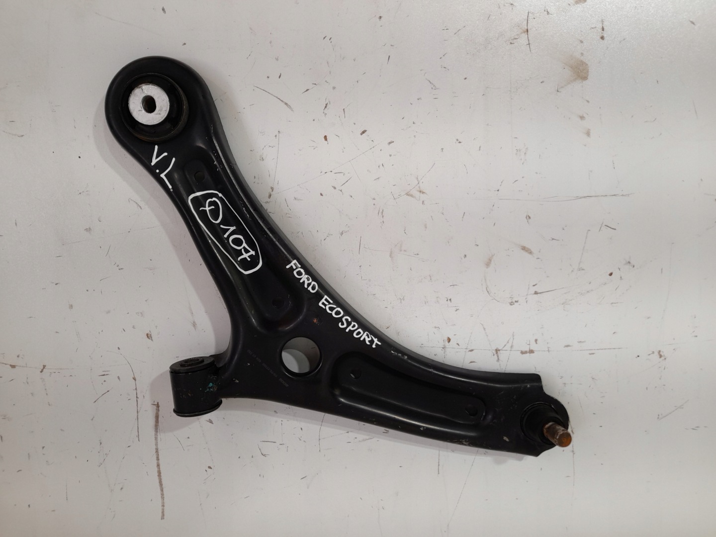 FORD ECOSPORT arm front left (Q107)