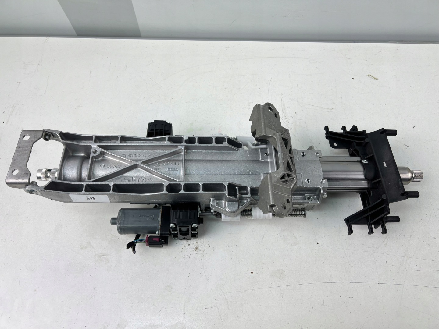 steering wheel rod BMW G30 7045955