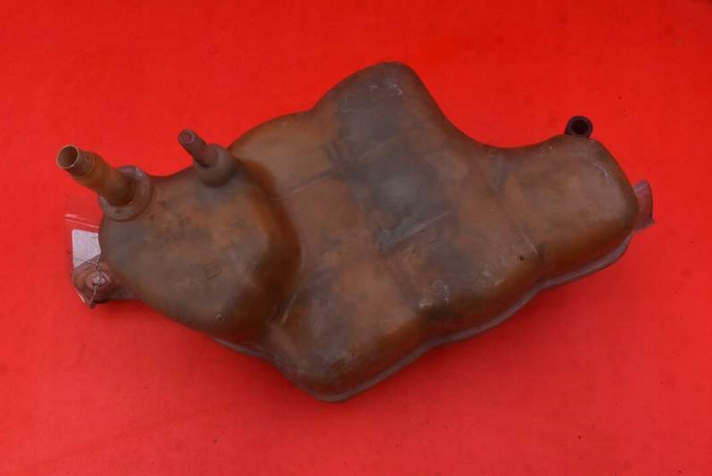 Réservoir eau 05058372AC CHRYSLER SEBRING 3 III 2.0 CRD 140 KM
