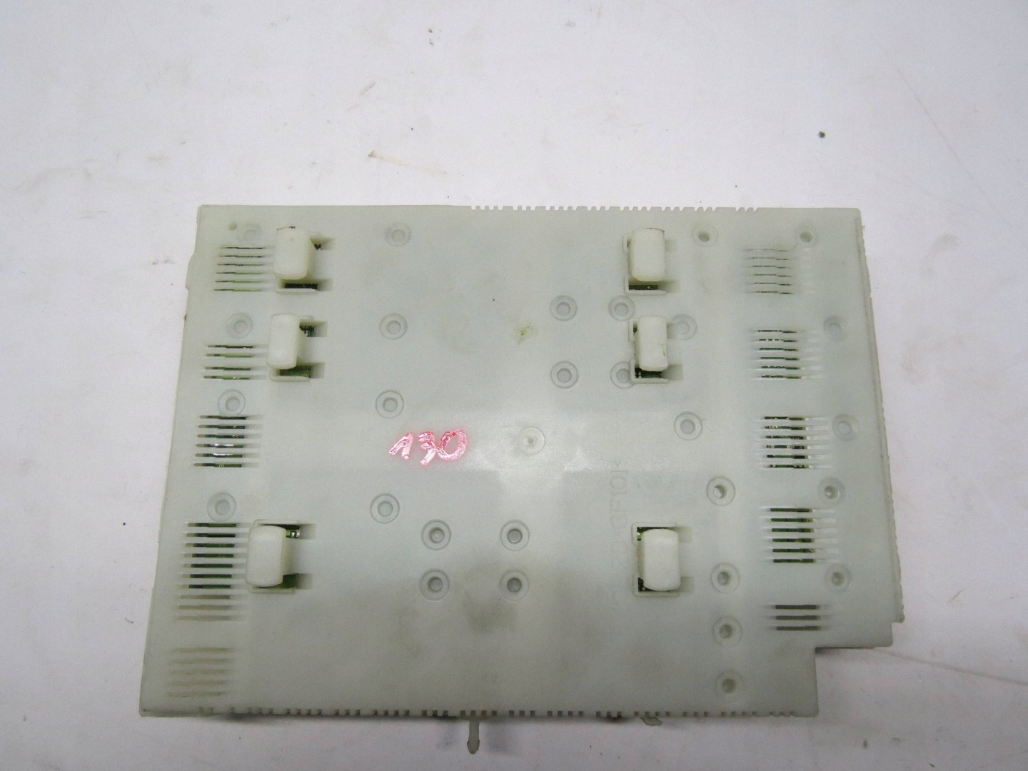 module fuse box VOLVO V60 and S60 II 31327996AA