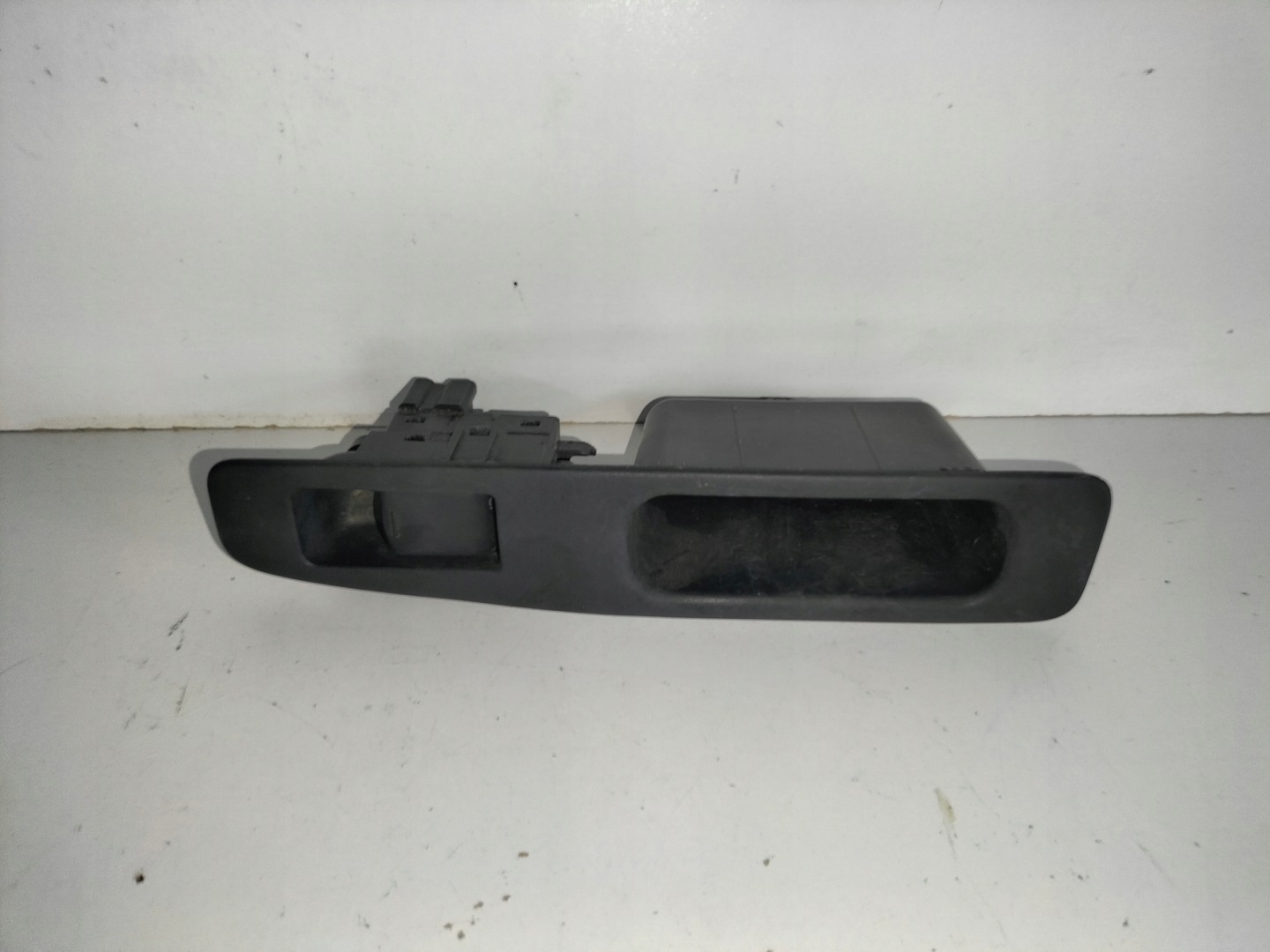 button windows rear part right NISSAN QASHQAI and 07-14