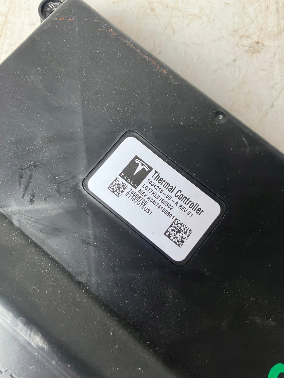 module control unit THERMAL CONTROLLER TESLA MODEL S 1034215-00