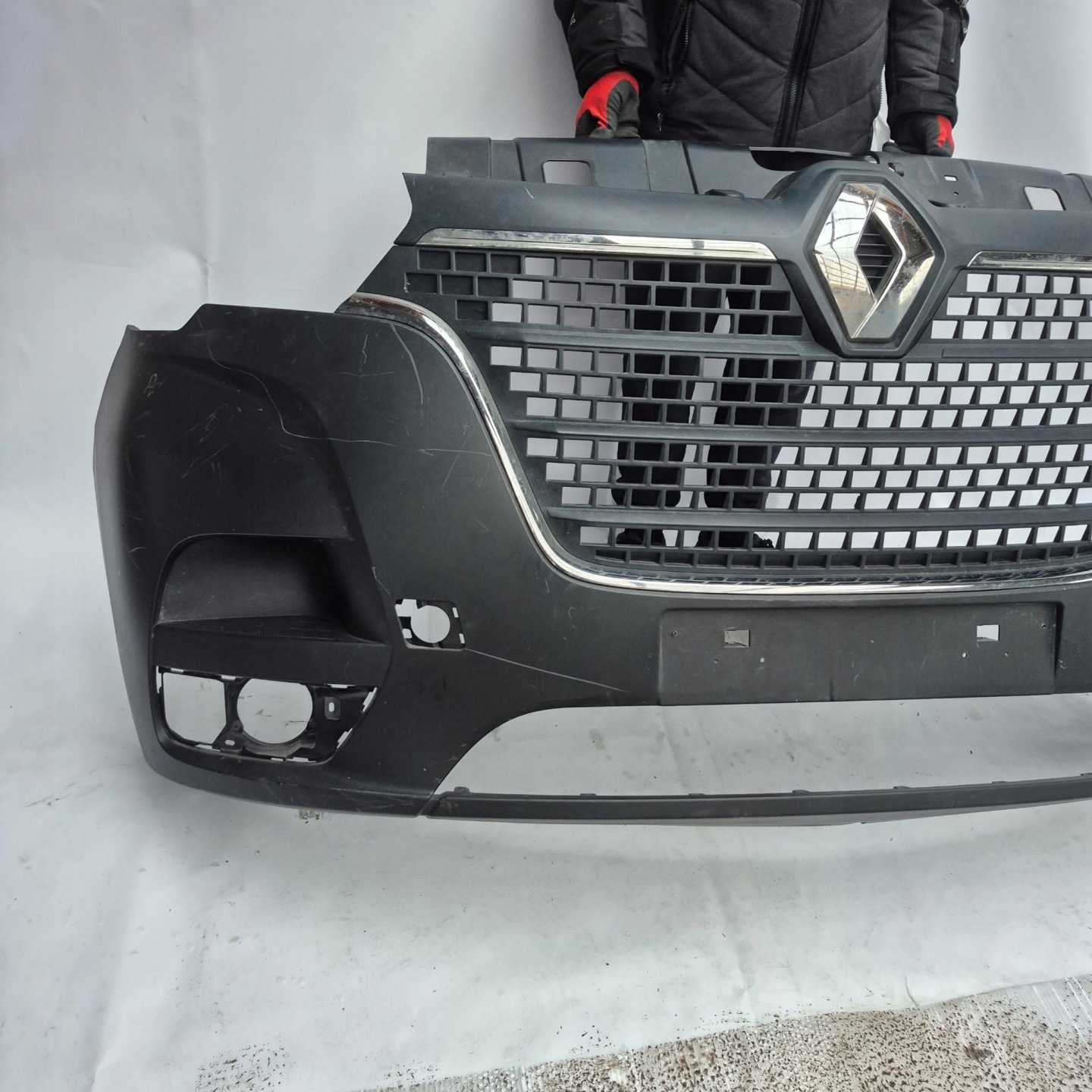 RENAULT MASTER III LIFT 19- bumper front front 620228205R