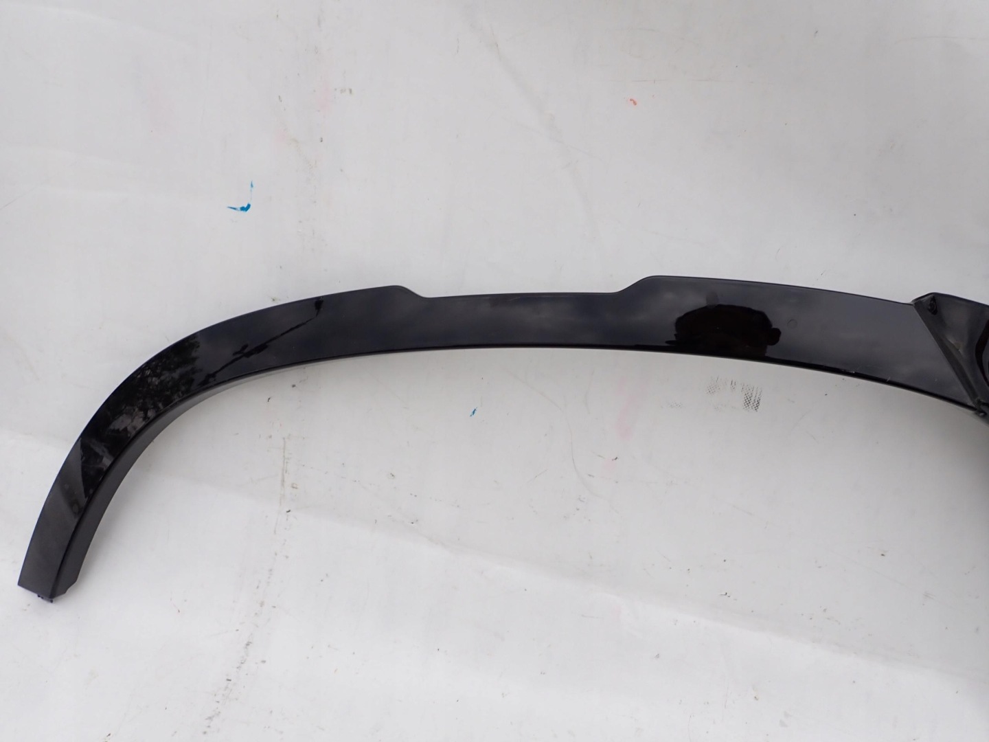 LAND ROVER DEFENDER II 20- moulding right rear part