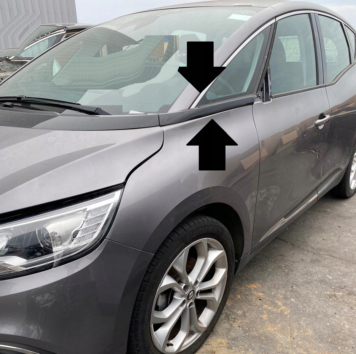 RENAULT GRAND SCENIC IV RIGHT MOULDING FENDER FRONT