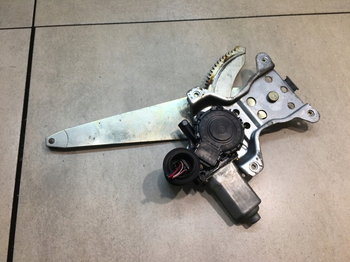 fensterhebermotor rechts heck COROLLA VERSO E12 85720-13040