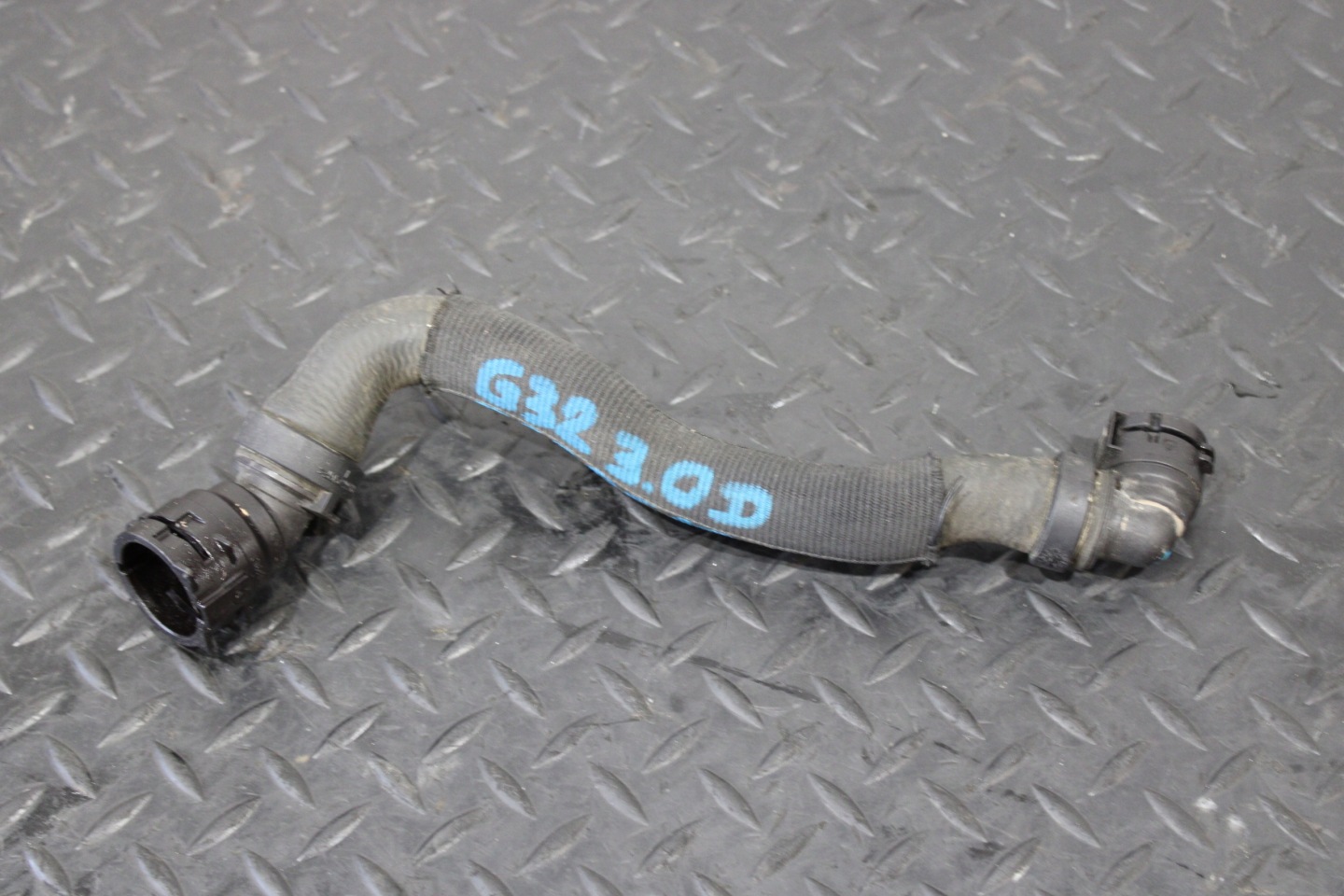 crijevo prijenos vode BMW 6 GT G32 m-paket 9299619