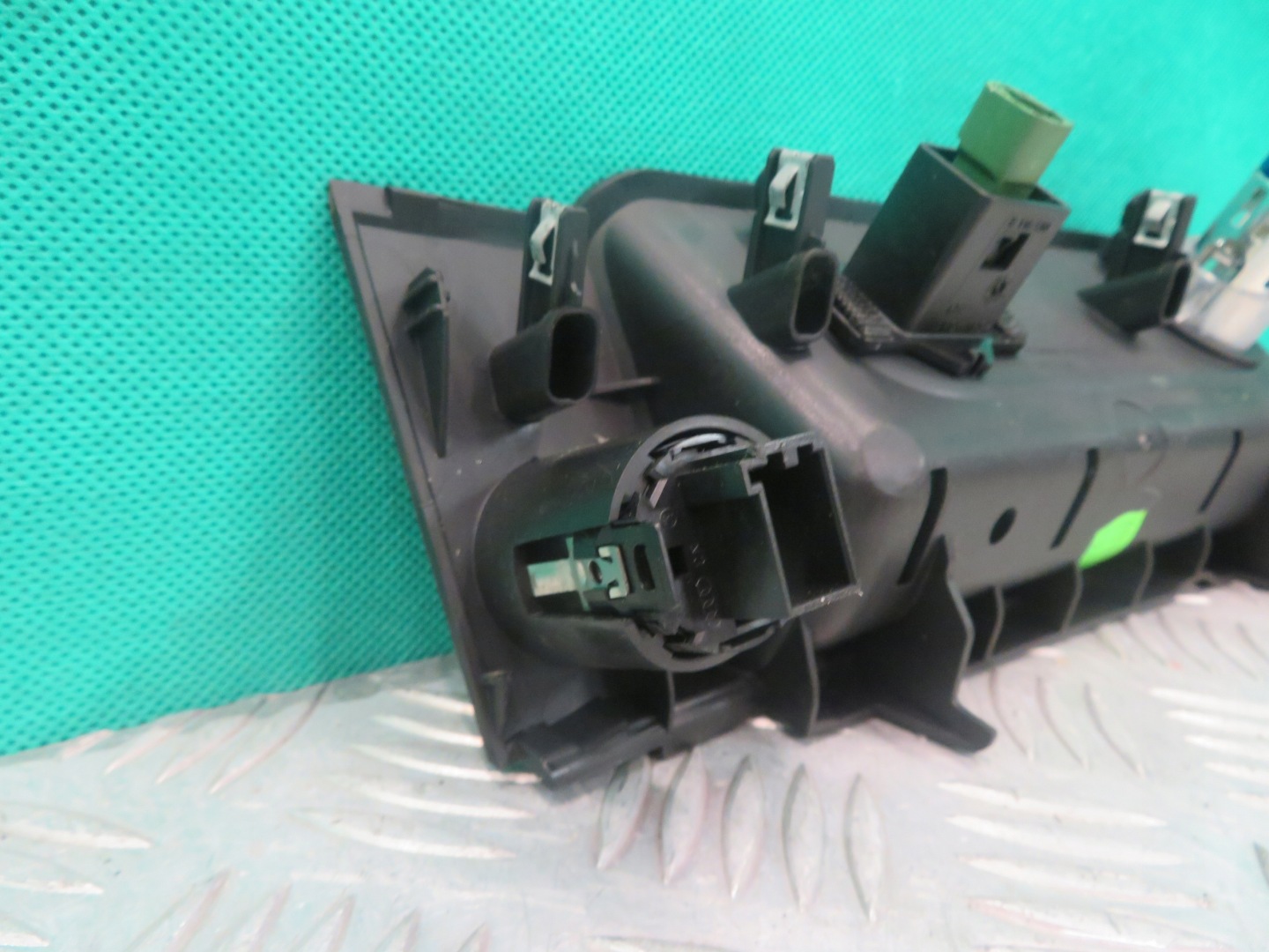 PANEL USB START STOP AUDI A5 8W 2.0 TFSI 19R
