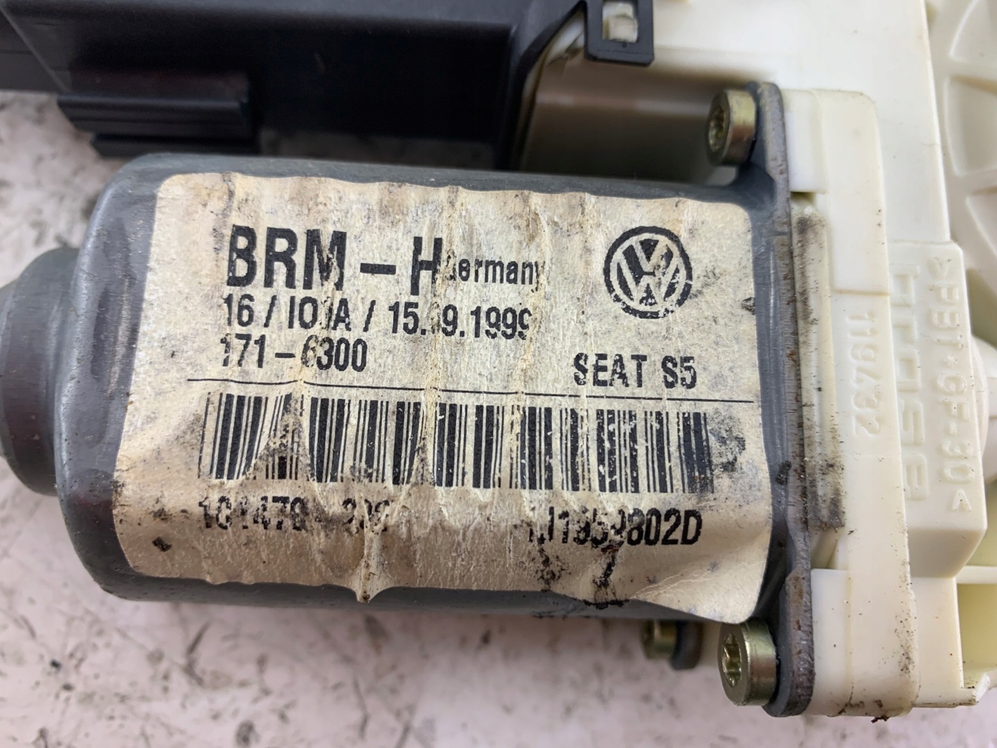 VW GOLF IV LEON and mini motor windows right front 1J1959802D