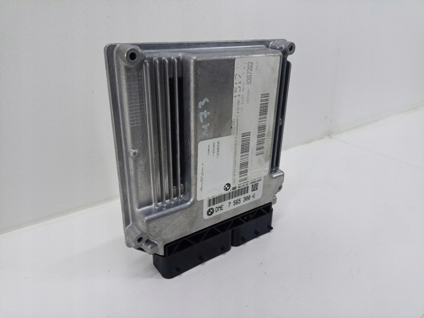 control unit of the engine BMW 3 E90/E91 E91 2007 7565300