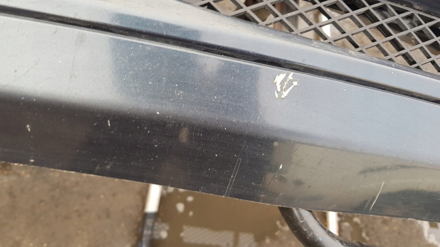 MERCEDES W203 Stoßstange vorne Nebelscheinwerfer
