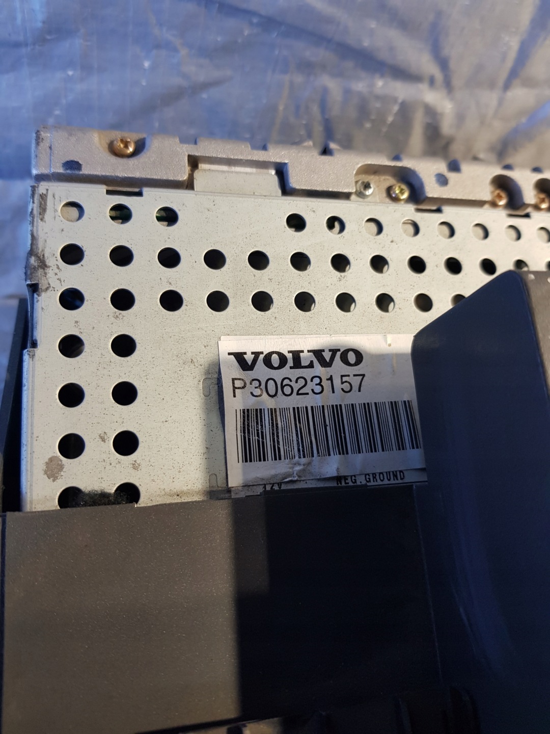 Radio Volvo V40 OE P30623157
