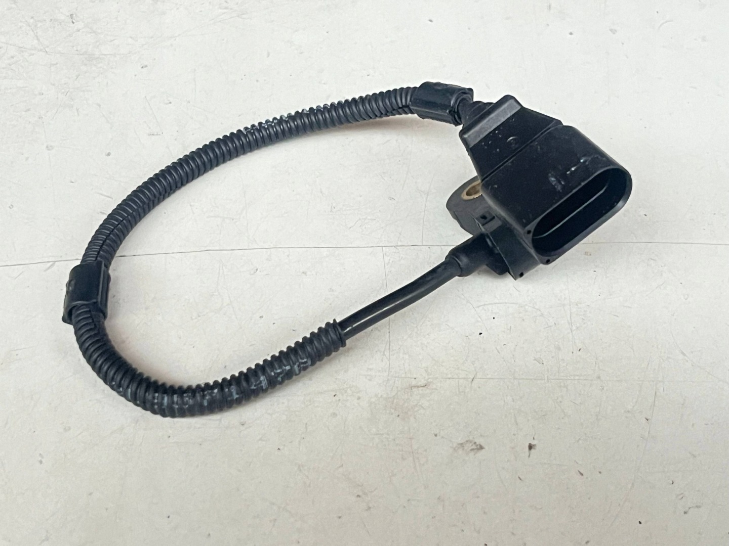 Nockenwellensensor VOLKSWAGEN GOLF VI 03L957147A @A