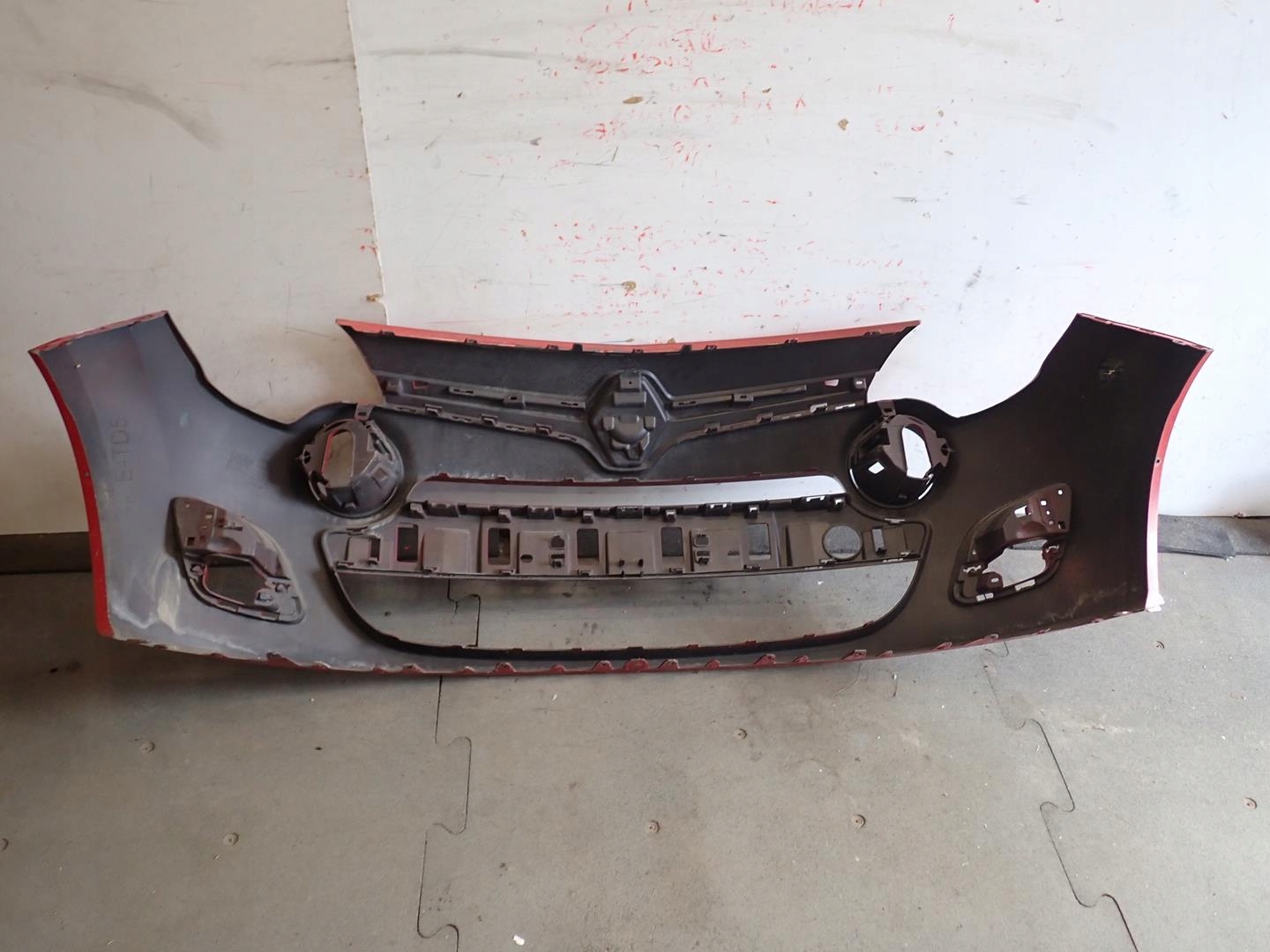 nárazník předek přední RENAULT TWINGO II LIFT 2012- 620222722