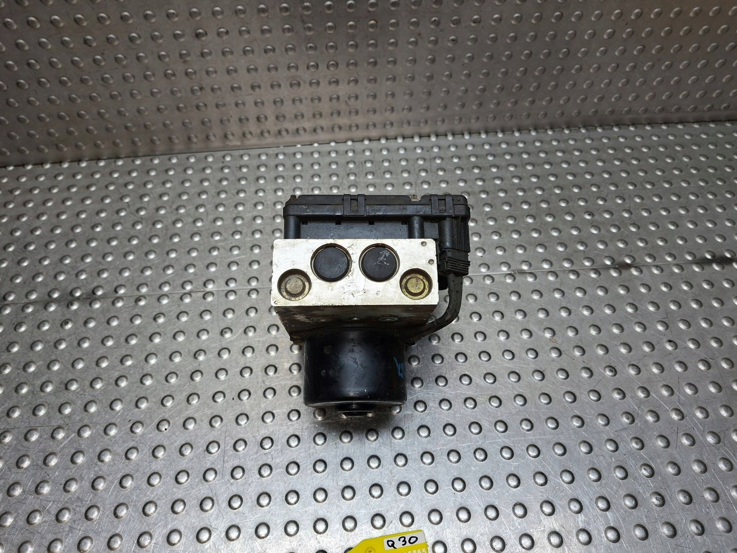 pump control unit ABS CHRYSLER PT CRUISER 00- 2.4i 05273195AA P05273192AA