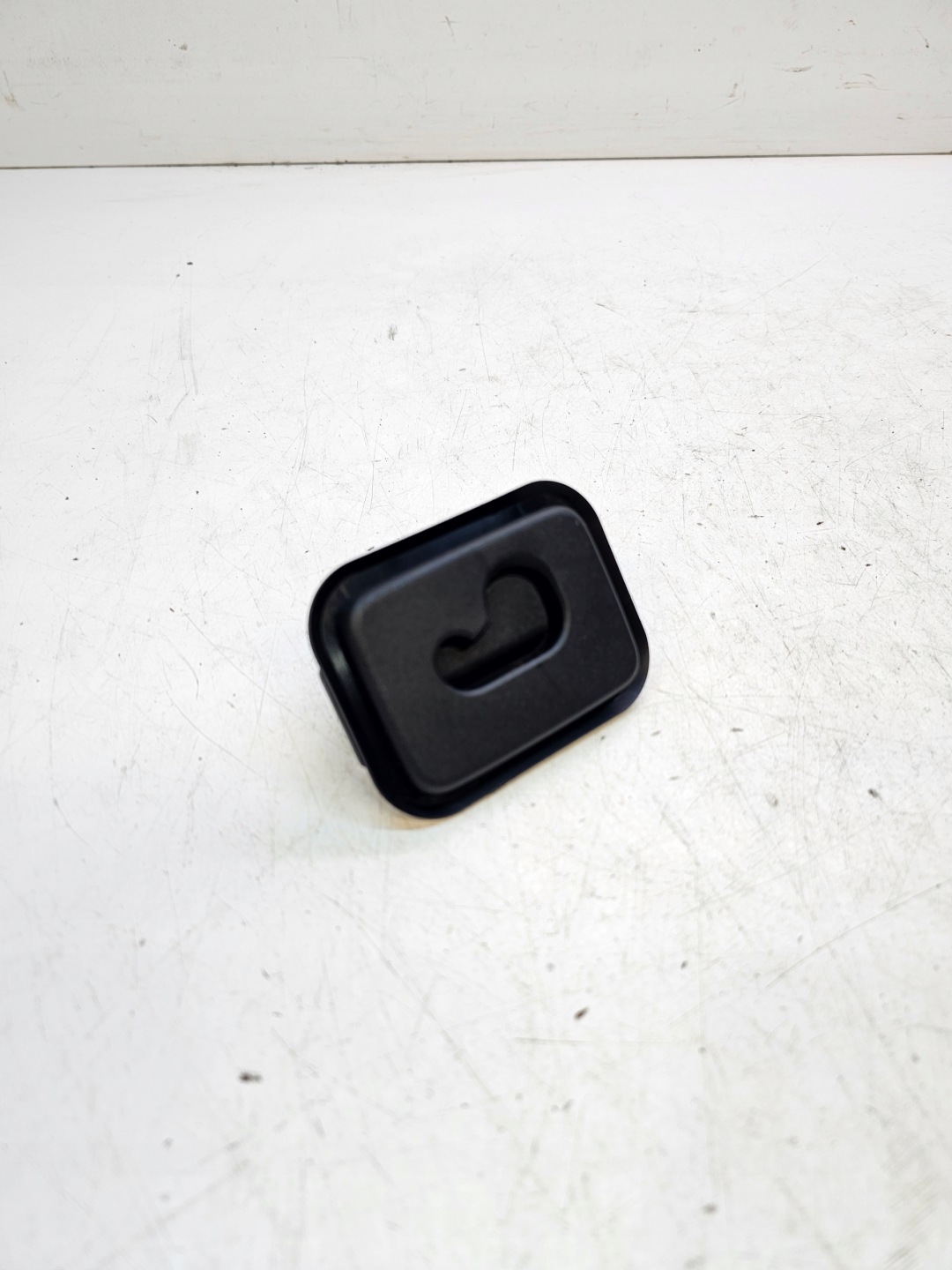 bracket SIATKI boot left AUDI A6 C7 4G9861735