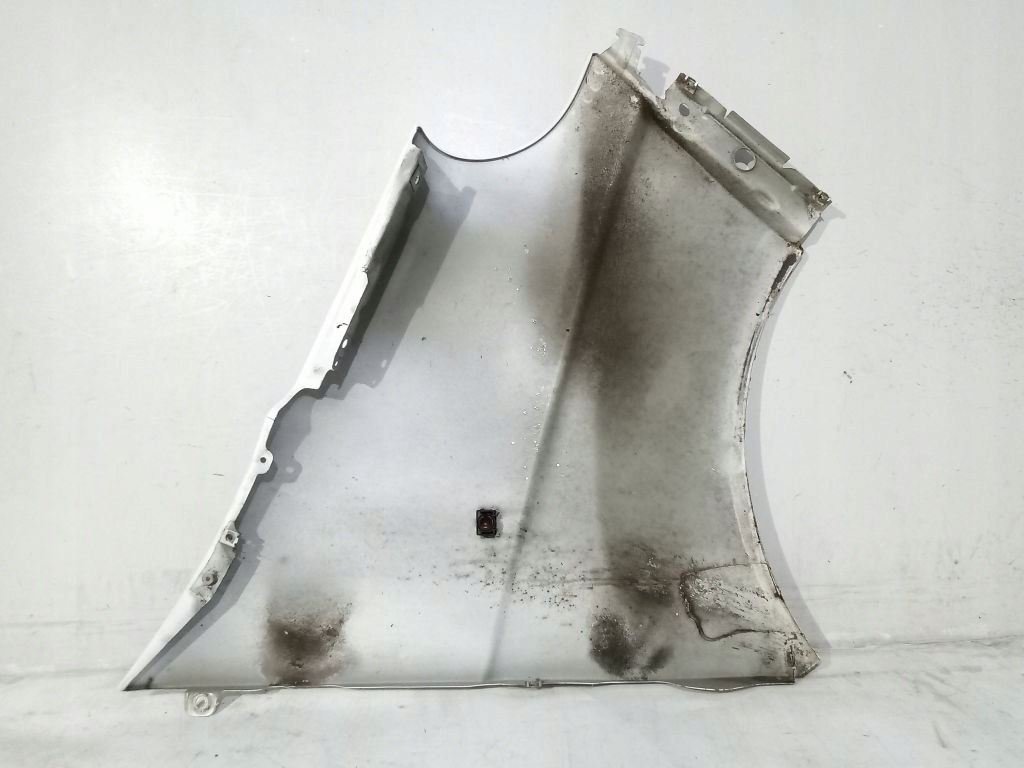 Nissan Primastar fender left OD31