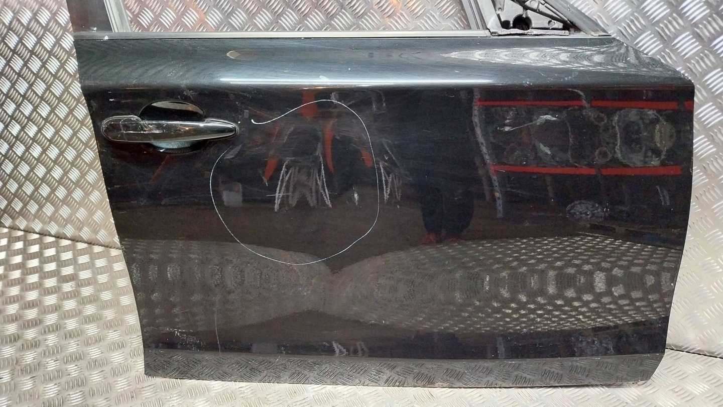dveře předek pravé BMW 1 E87 04