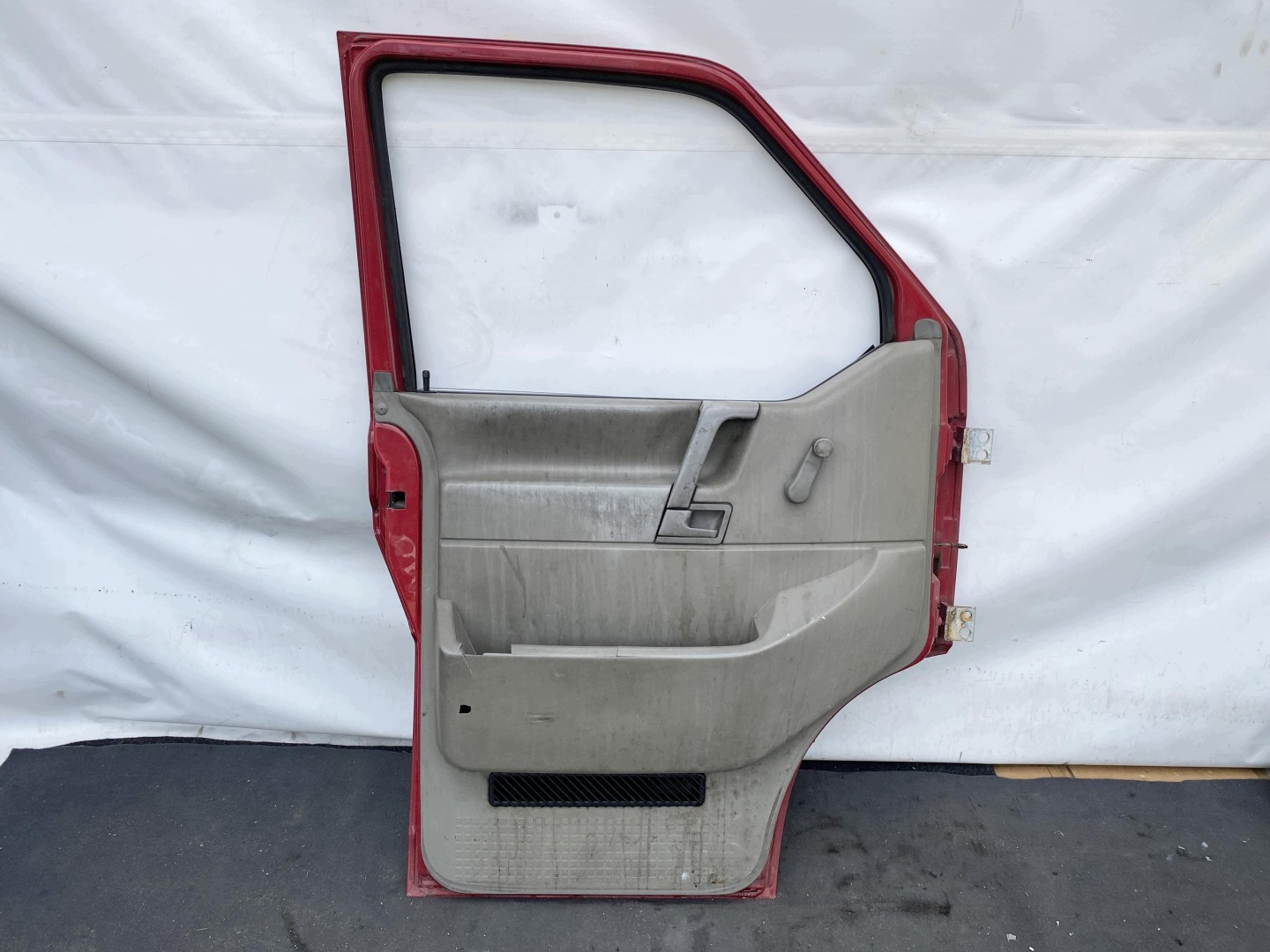 VW TRANSPORTER T4 96- door front left left front BORDO/red ORYG.