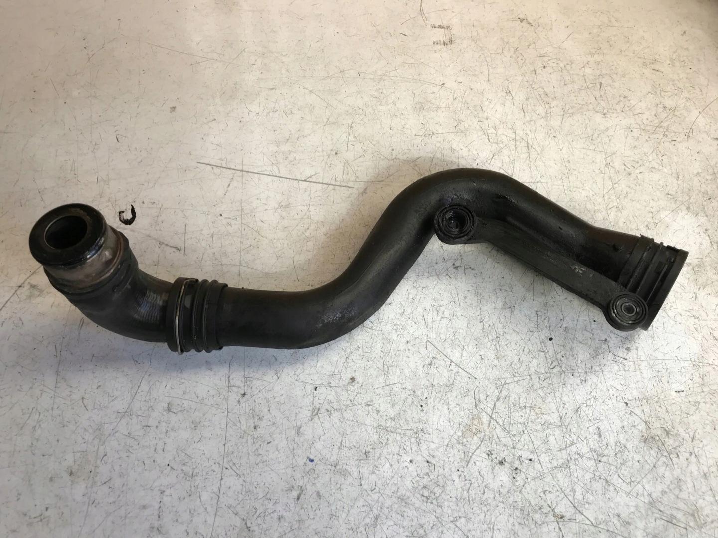 cijev prijenos interkulera VW AUDI SKODA 1K0145762P
