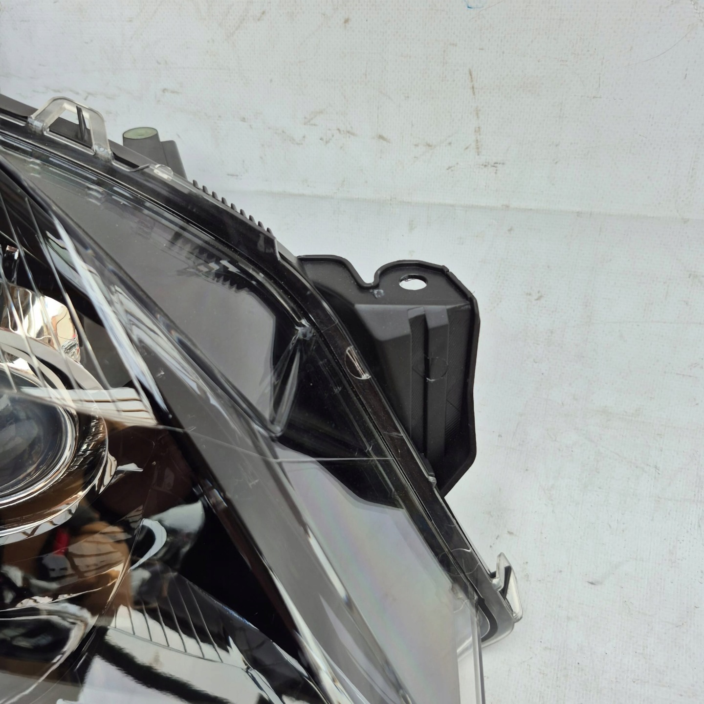 OPEL ASTRA H III GTC BI-XENON light right front front 93190391