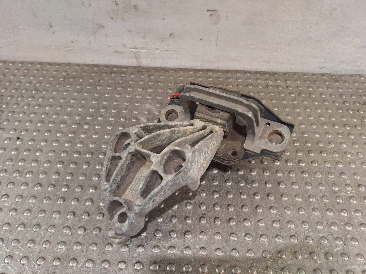holder engine mount 500900500 RENAULT SCENIC II LIFT 1.5 DCI 06