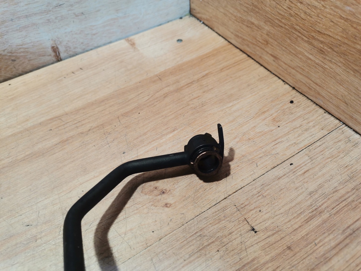 Ölleitung ZASILANIE Turbolader VOLVO D2 1.6D