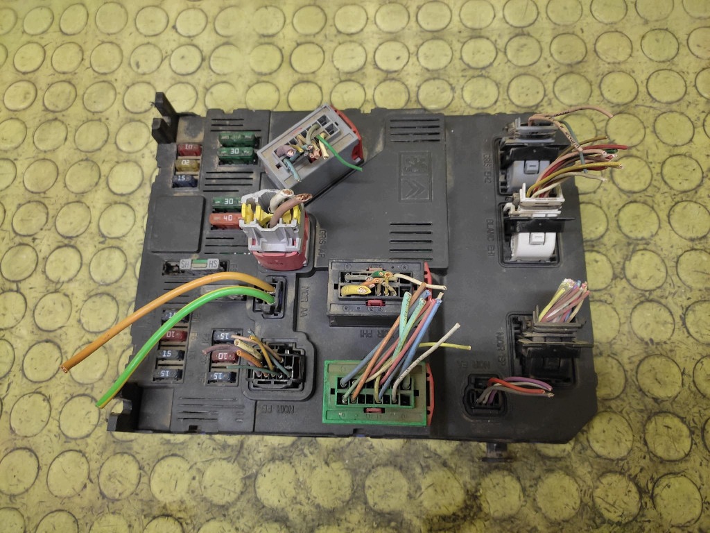 PEUGEOT PARTNER Module Boîte BSI 9650584580