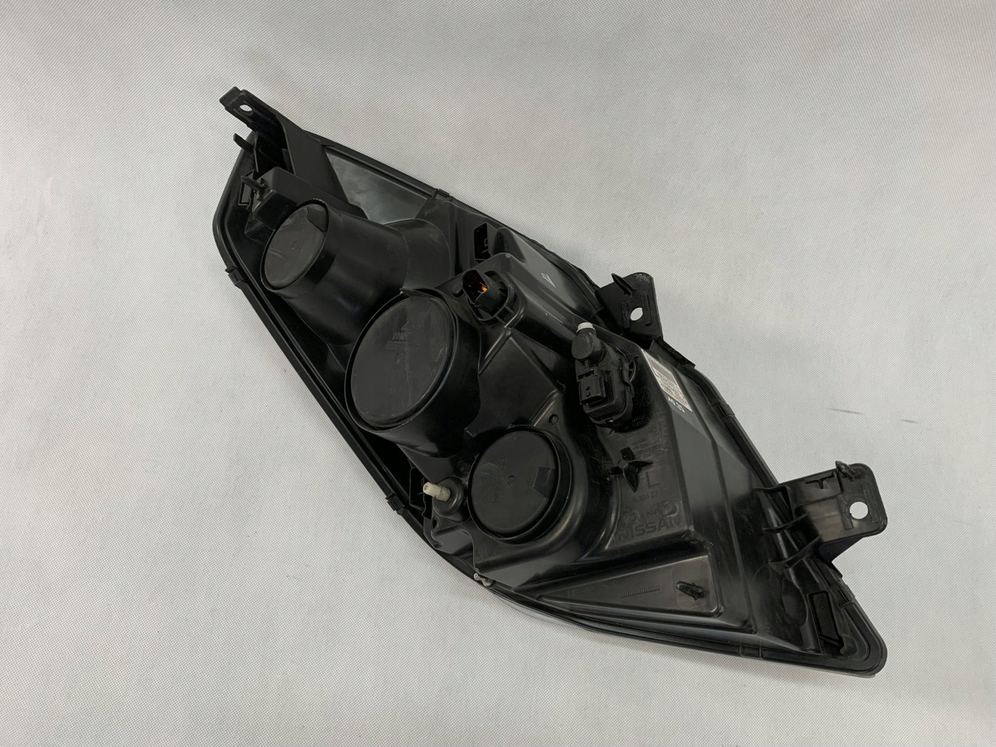 Reflektor left light front Nissan NV400 10-24r 26060BZ50A 10.25