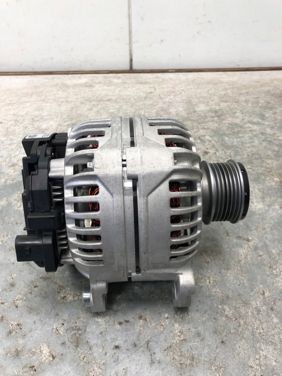 ALTERNATOR HELLA VW SKODA AUDI 8EL011710