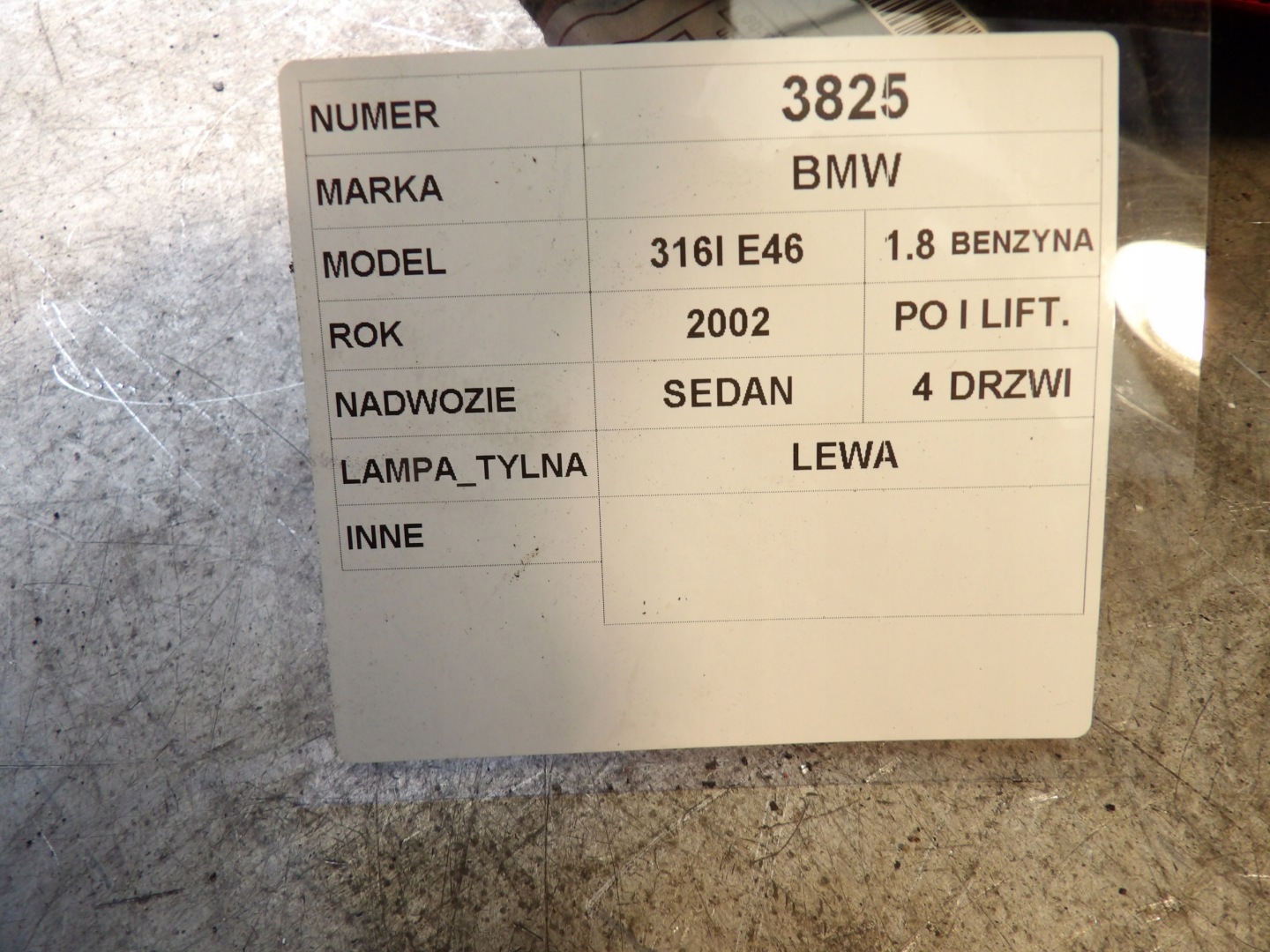 BMW E46 light rear left sedan 6907933 388011