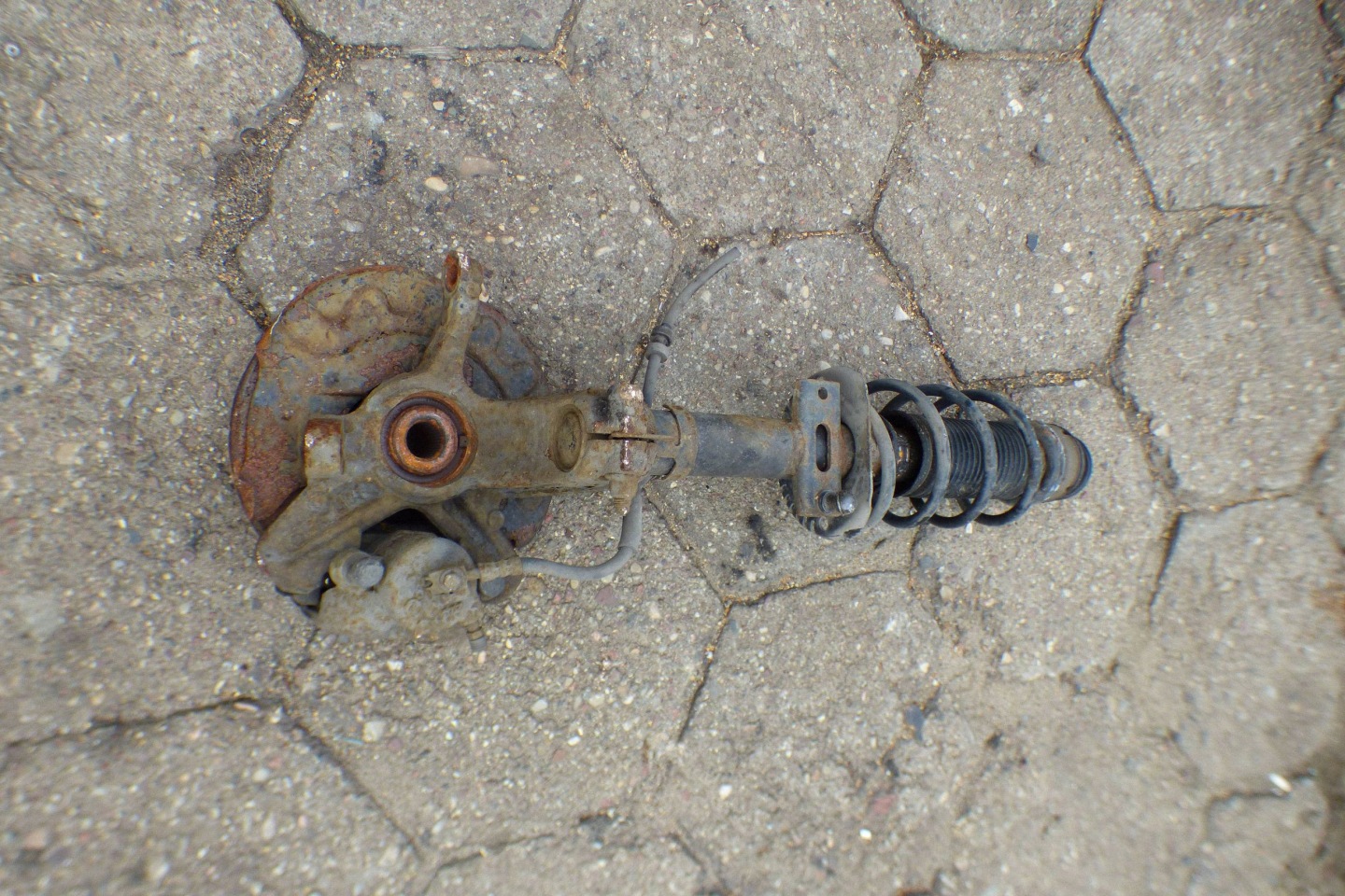 McPherson left front 6C0413031AN 100%PROSTY Skoda Fabia III 1.2 TSI
