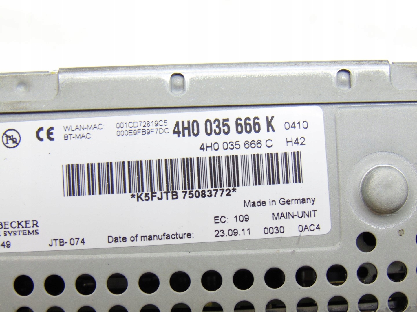 card reader navigation devices HARMAN BECKER AUDI A8 D4 4H