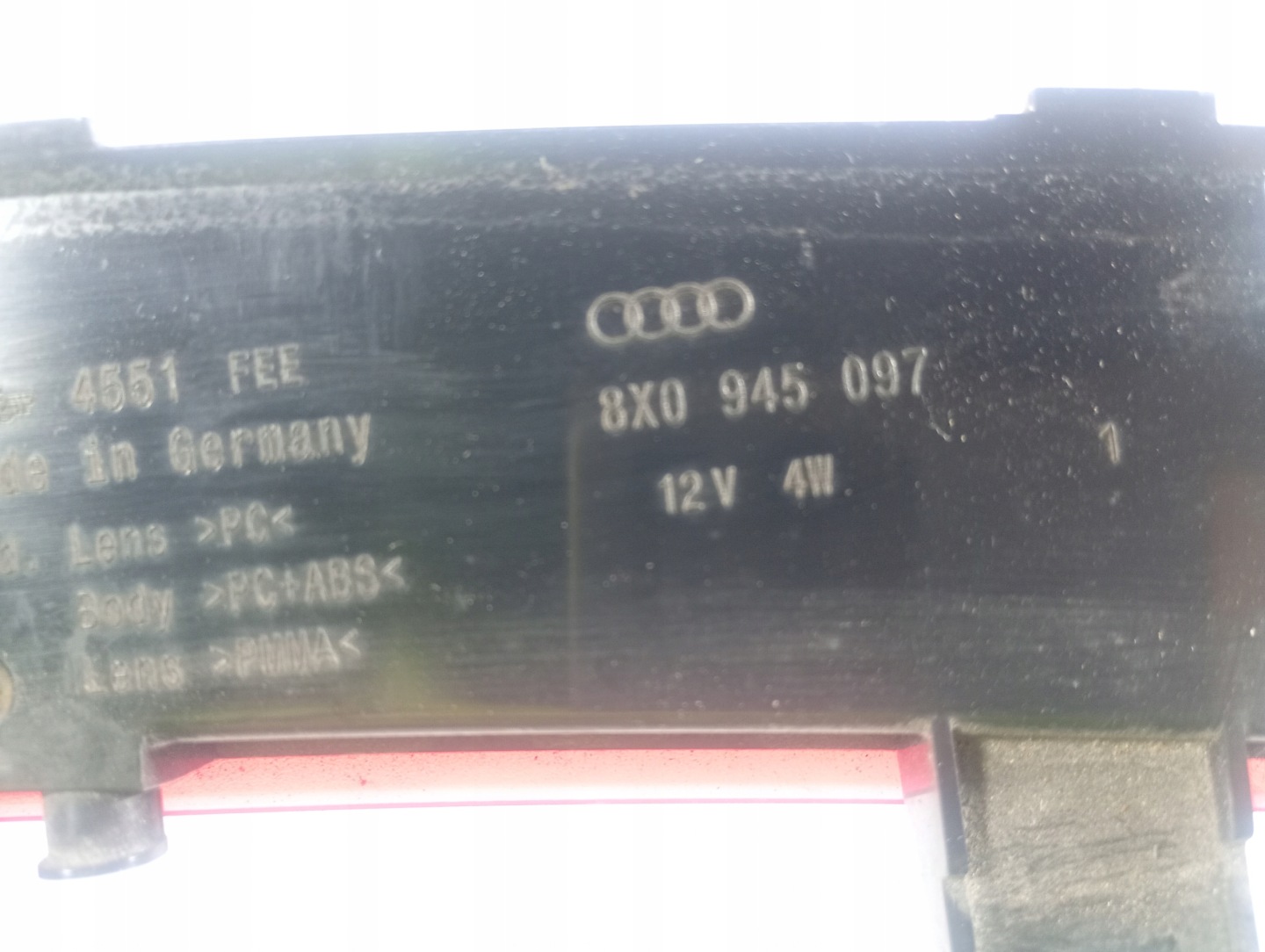 Audi A1 10-18 light STOP OE 8X0945097
