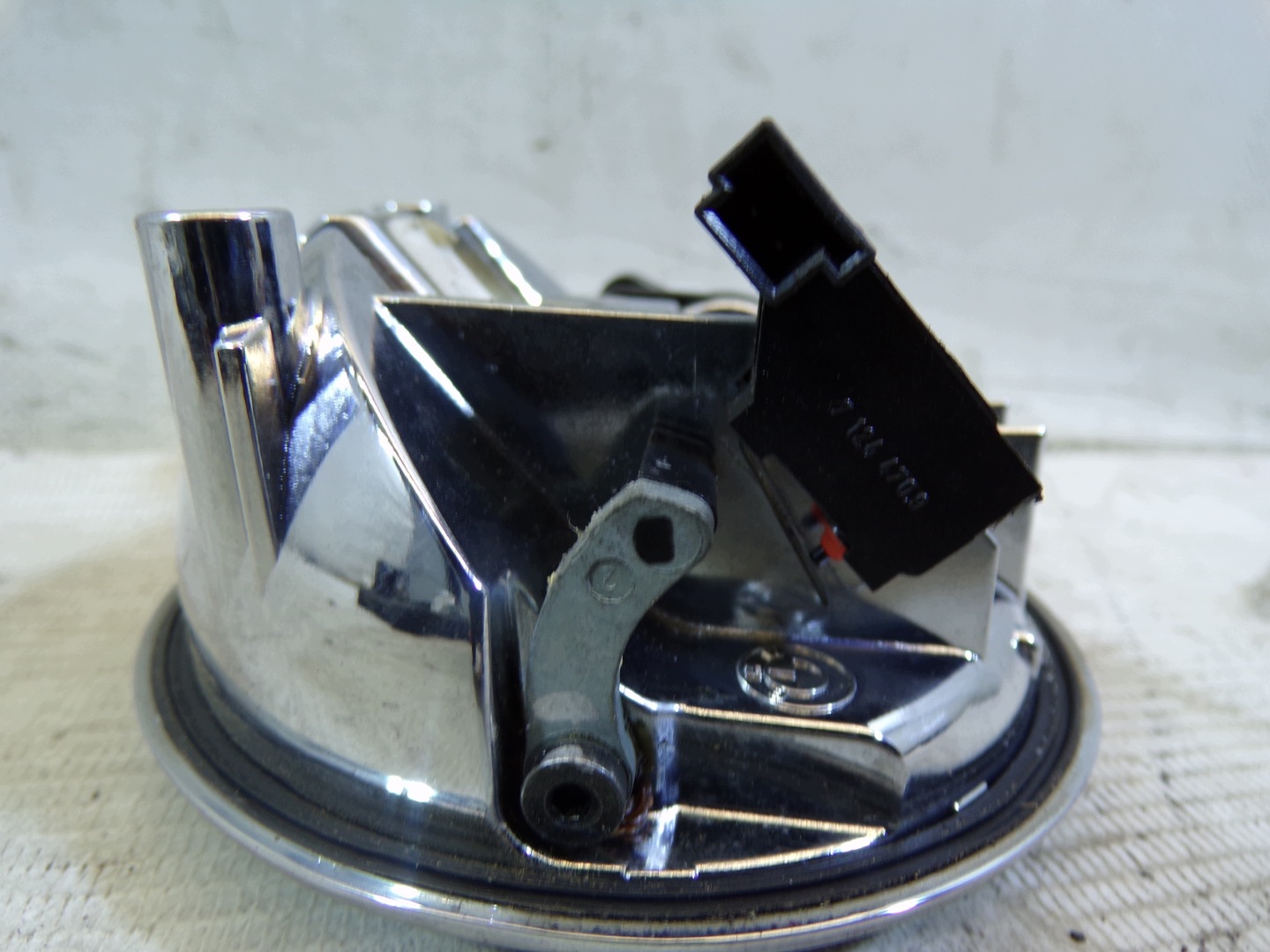 handle bonnet boot BMW E87 7200938-01 (1)