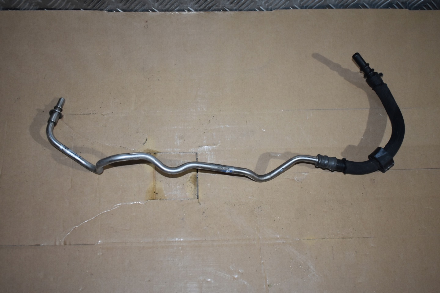 IDEALNY fuel line PORSCHE PANAMERA 971 1