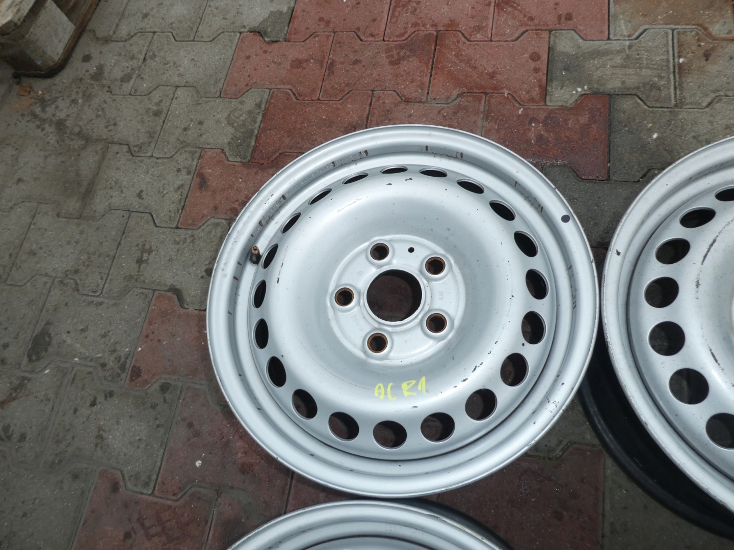 VW T5 T6 CERCHI FERRO 7E0601027 16CALI ET51