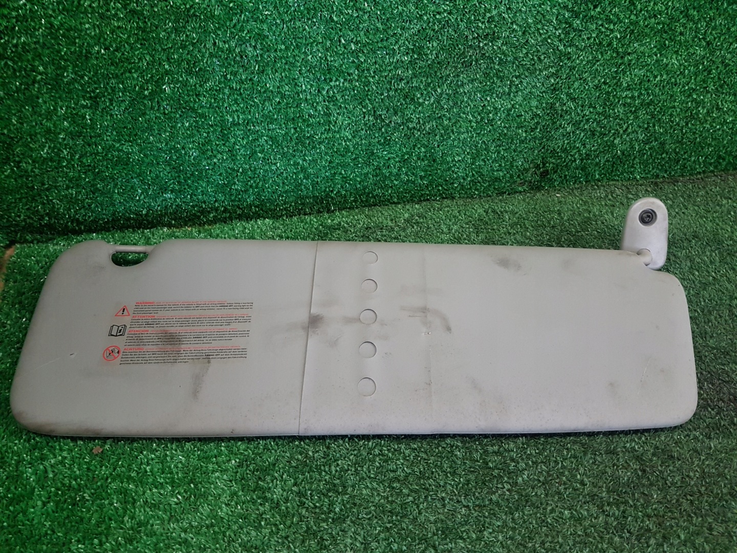 cover PRZECIWSLONECZNA right RENAULT TRAFIC 2
