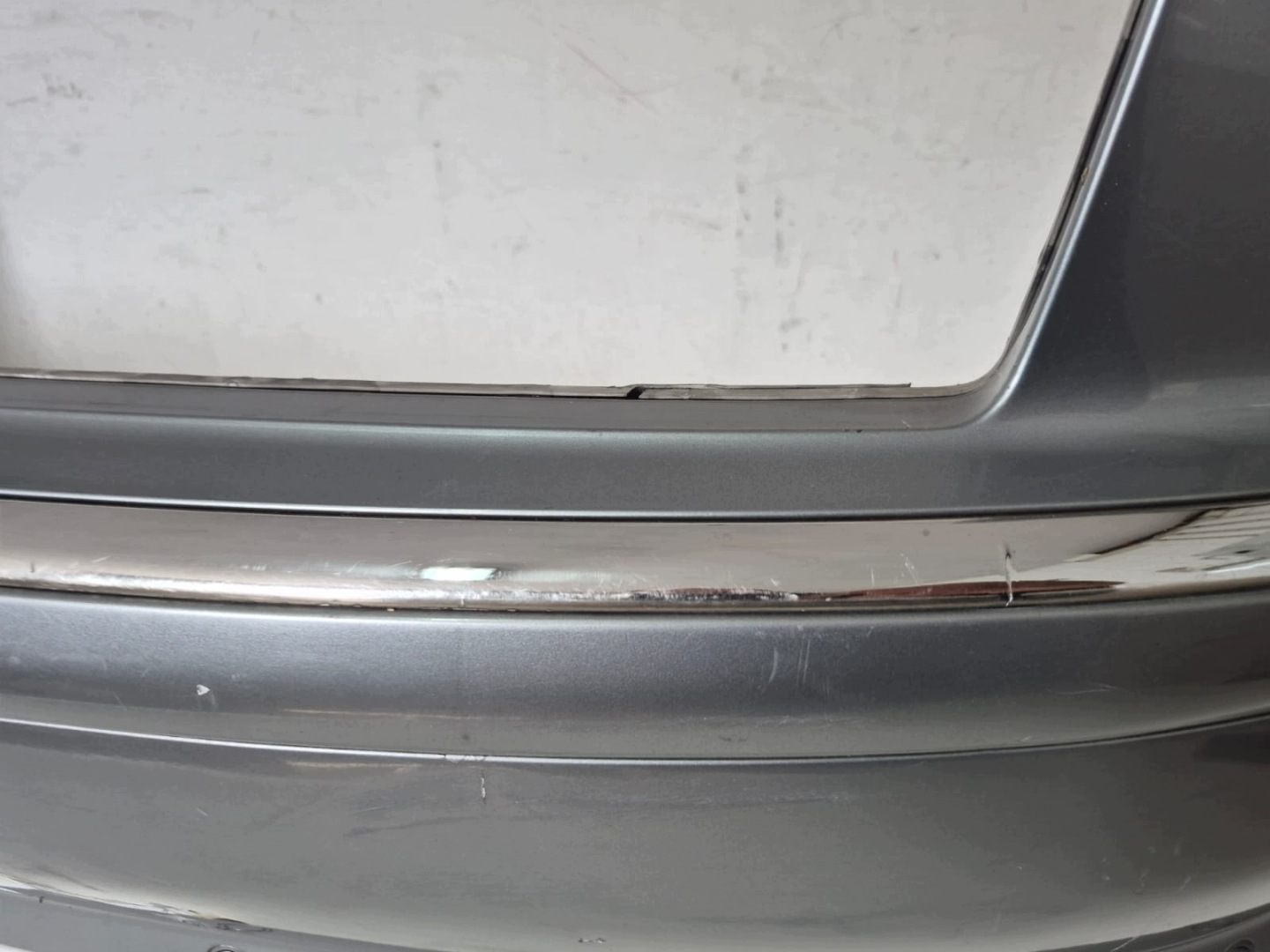 AUDI A8 D3 4E 02- bumper rear part rear complete PDC 4E0807511A