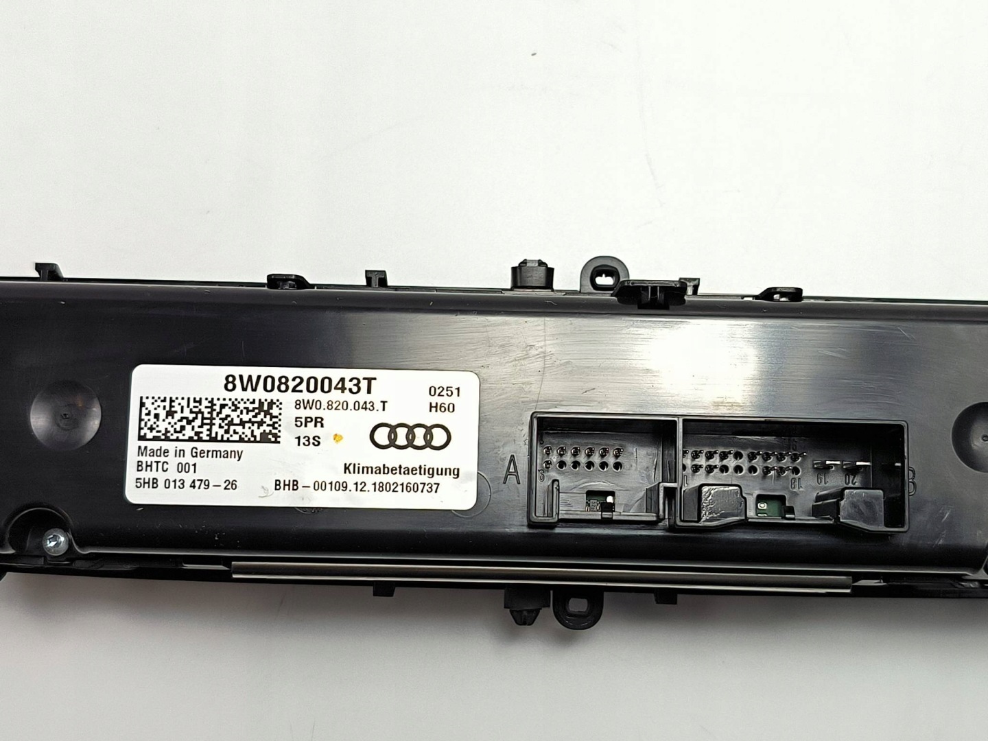 PANEL 8W0820043T AUDI A4 B9 S-LINE