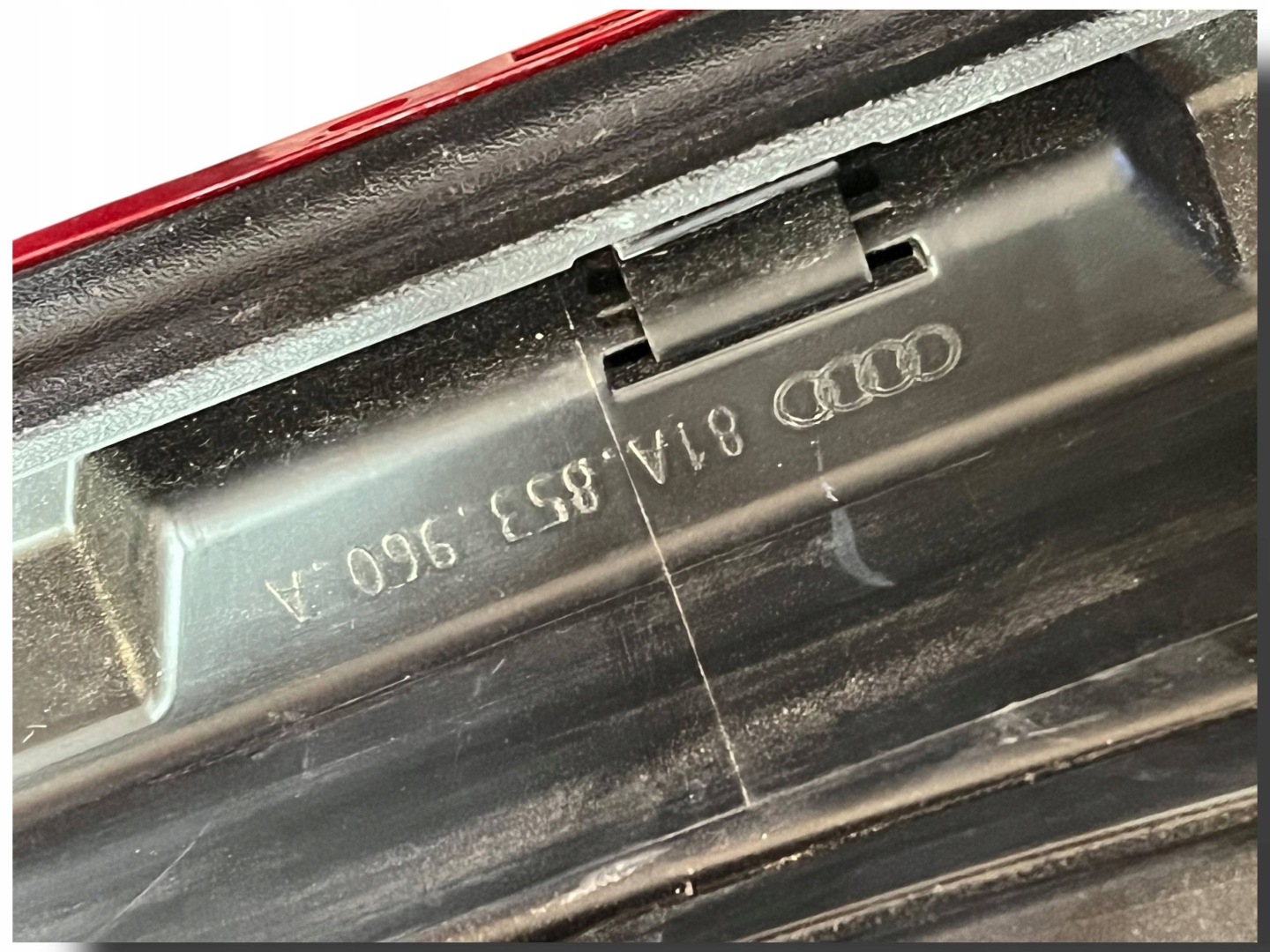 AUDI Q2 2017- moulding door right front 81A853960A !J