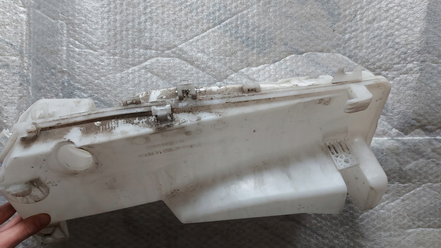 washer fluid tank TOYOTA PROACE EXPERT 16