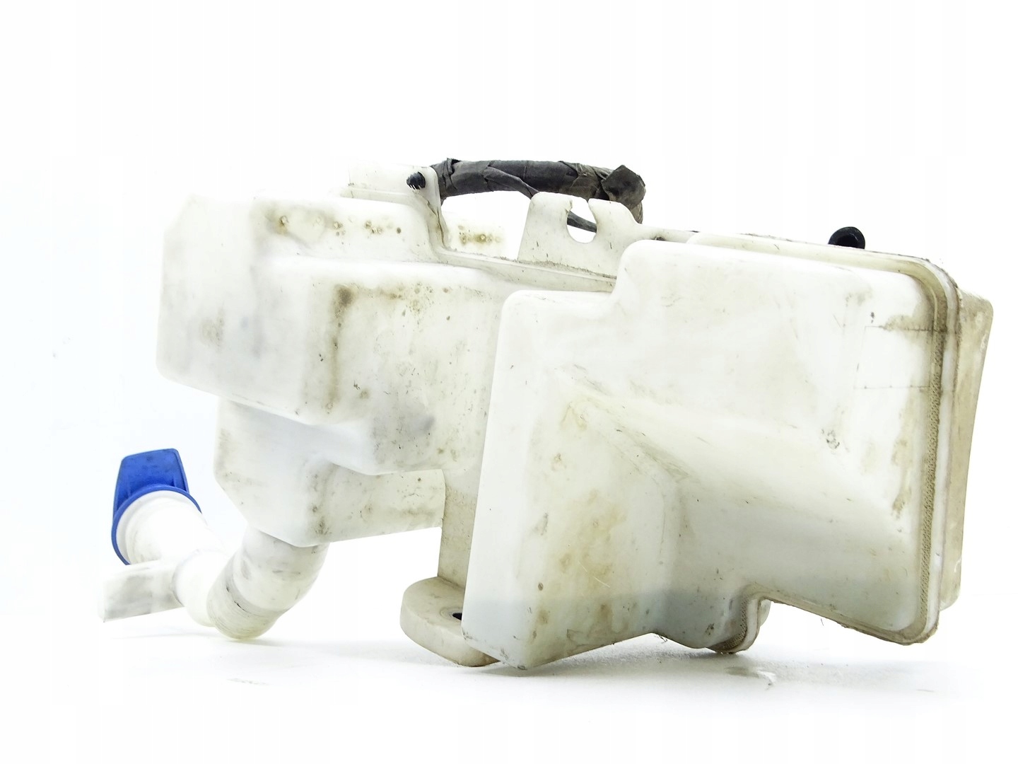 washer fluid tank AUDI Q3 8U 8U0955451M
