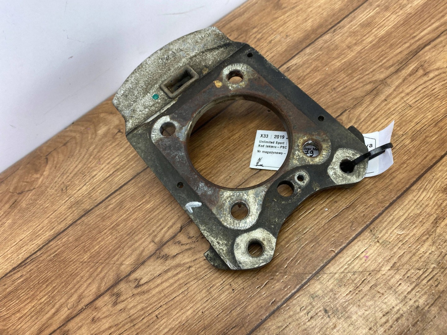 swing rear holder bebna left Jeep Wrangler JL 2018+ 2.0T 4xe
