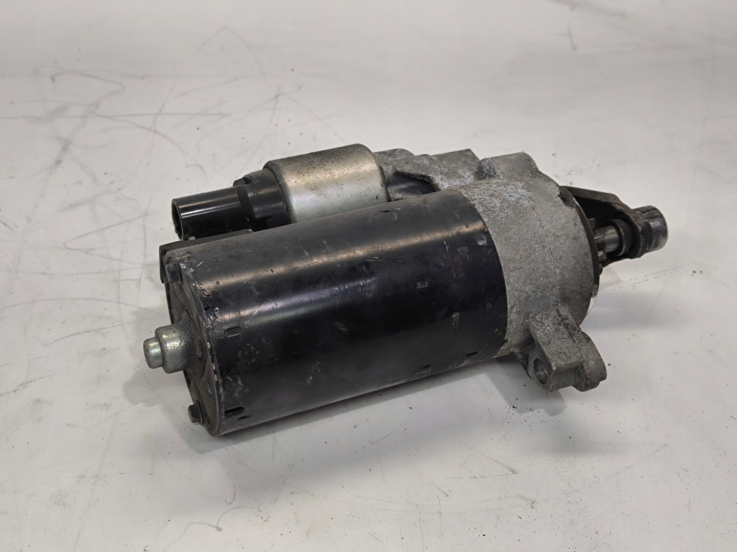 starter VW AUDI A4 B8 A5 Q5 2.0 TDI 03L911021E *4* original !!!
