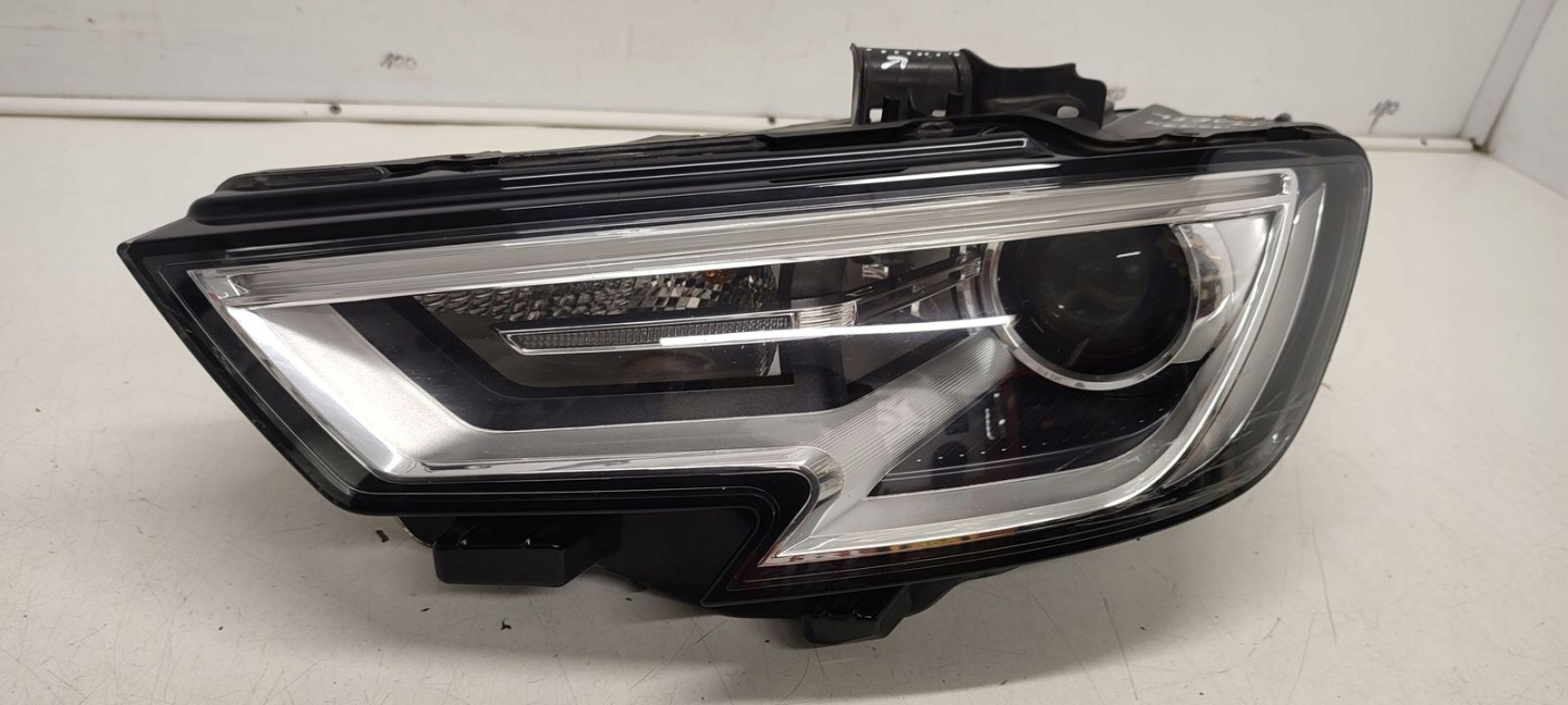 light front front left bixenon Audi A3 8V LIFT