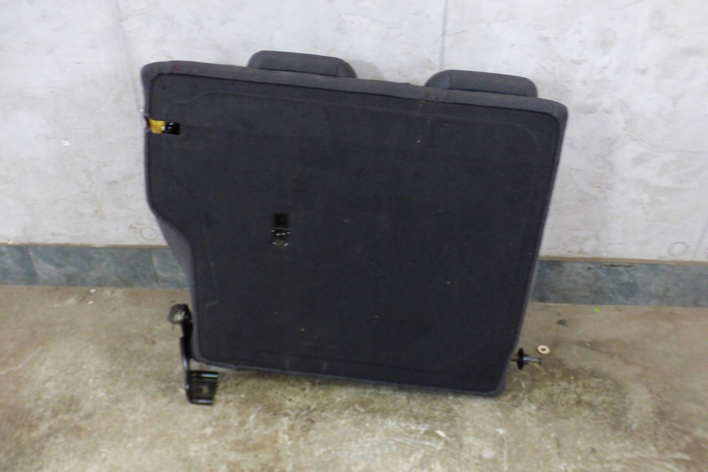 Ford Fiesta MK7 Sitz Gurten zapinki heck komplet